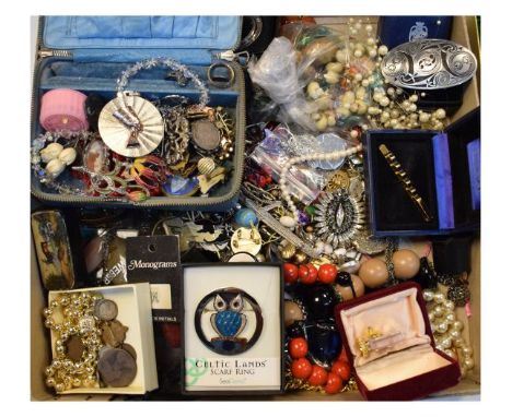 Assorted costume and dress jewellery to include; bead necklaces, brooches, scarf ring, pendants etc   Condition: 