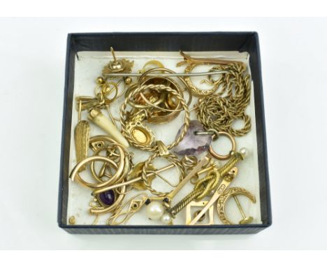 A collection of gold jewellery, mostly 9ct, plus an 18ct gold and pearl brooch, all pieces in a/f condition. (qty)