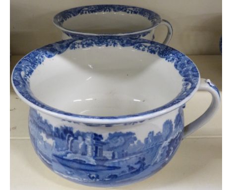 Spode Italian pattern pair of chamber pots, H14, diameter 23.5cm&nbsp;