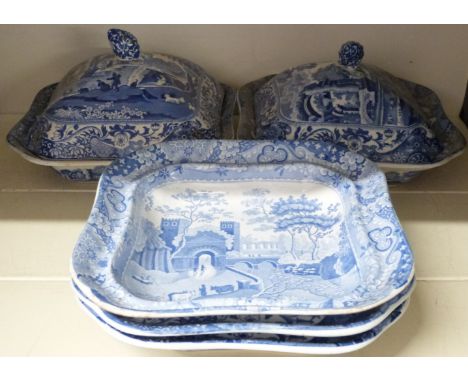 Spode Italian pattern two shaped tureens with lids and three without lids&nbsp;
