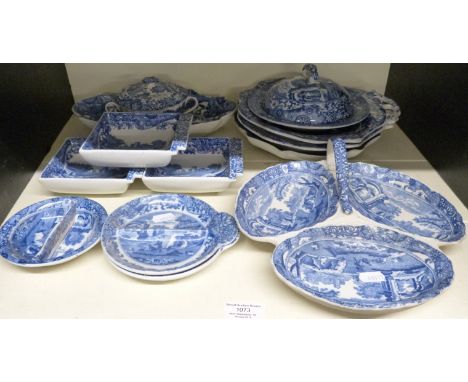 Spode Italian pattern collection of dishes and bowls including more unusual segmented, shaped, twin handled, hors d'ouvres di
