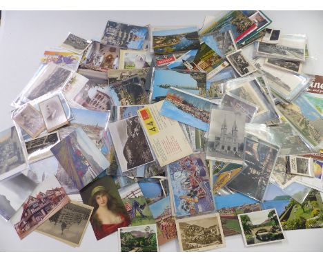 Collection of postcards mainly UK and Europe topographical cabinet portraits including Worcester/Malvern and Sutton Coldfield