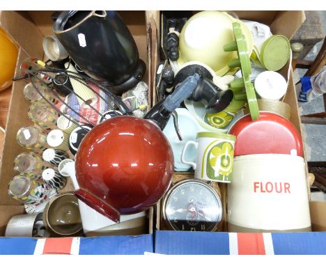 A collection of retro items including resin lamp, Worcester ware tin, Duron items, Pyrex, Melamine etc