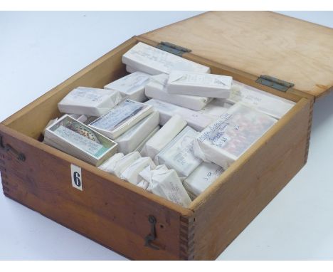 Pattreiouex, Godfrey Phillips, Teofani, Sinclair, Typhoo etc., approximately 90 individually wrapped sets of cigarette and tr