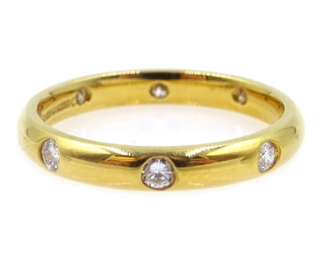 18ct gold ring inset with eight diamonds halllmarked Condition Report as new condition3.2gmsize M