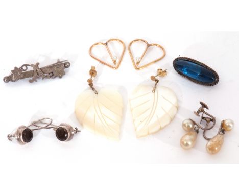 Mixed Lot: pair of mother of pearl carved leaf drop earrings, a butterfly wing brooch, a Victorian silver brooch, a cased pai