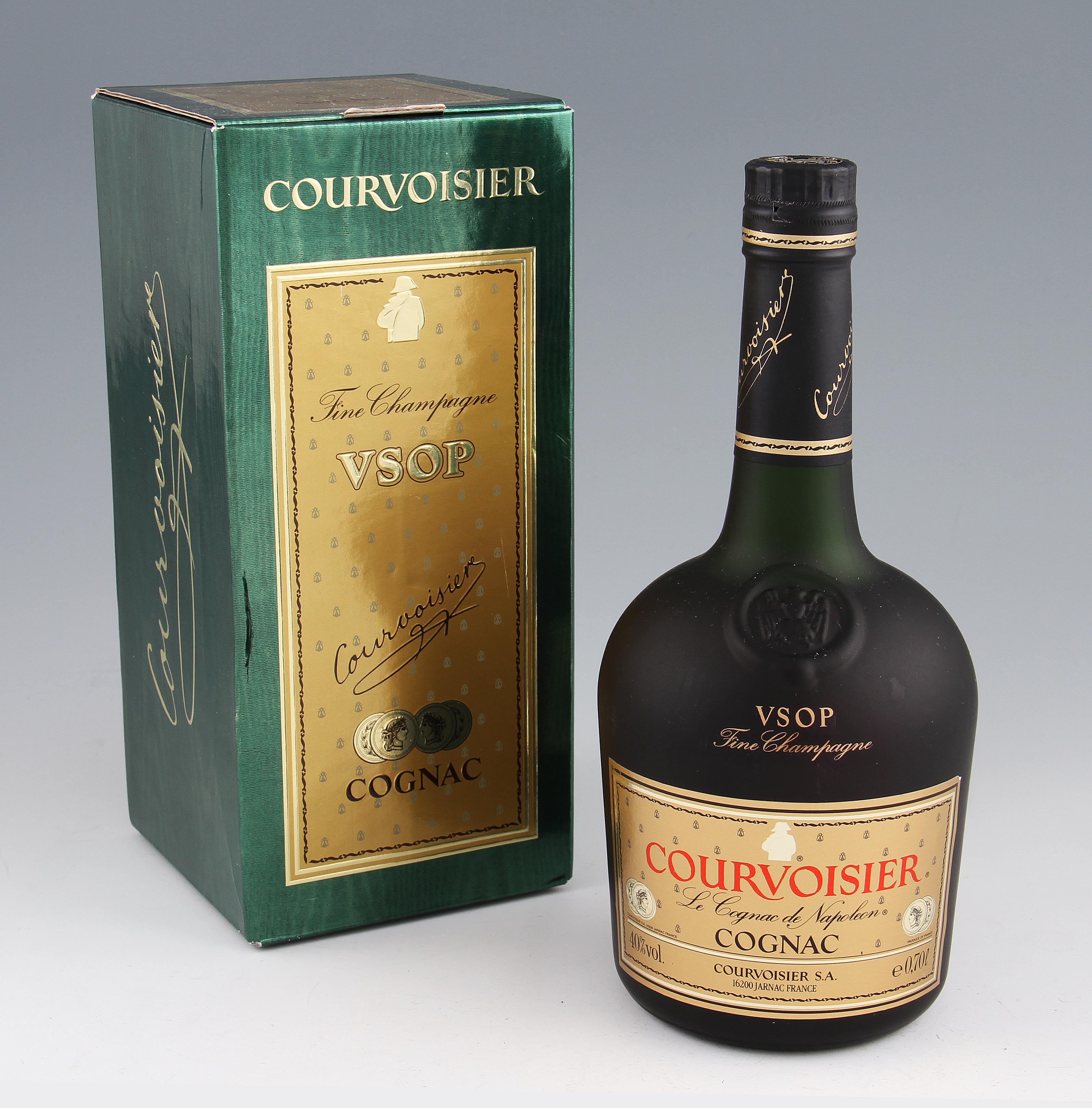 Курвуазье vsop. Коньяк Курвуазье VSOP Fine Cognac. Courvoisier VSOP Fine Cognac. Коньяк Курвуазье 12. Файн шампань Курвуазье.