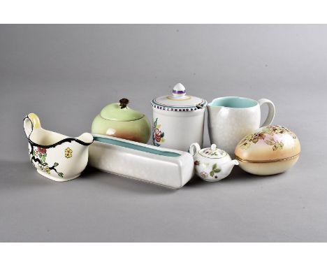 A Carltonware lobster design salad bowl, with matching servers, together with a Royal Doulton cress bowl and colander, plus P