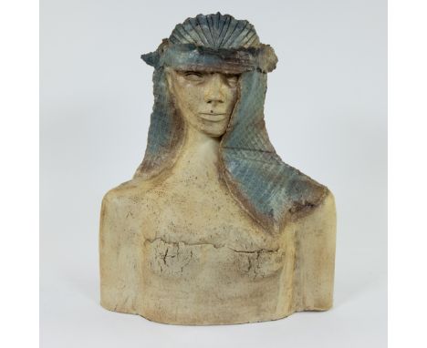 Inge Dewilde (1957)Ceramic Woman with headgear, monogram.Keramiek Vrouw met hoofddeksel, monogram.H 48 cm