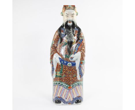 Large Chinese porcelain statue of Lu Xing, 20th centuryGroot Chinees porseleinen beeld van Lu Xing, 20e eeuwH 61.5 cm