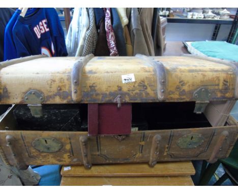 TRUNK & CONTENTS