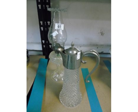 VINTAGE CLEAR OIL LAMP WITH DECANTER