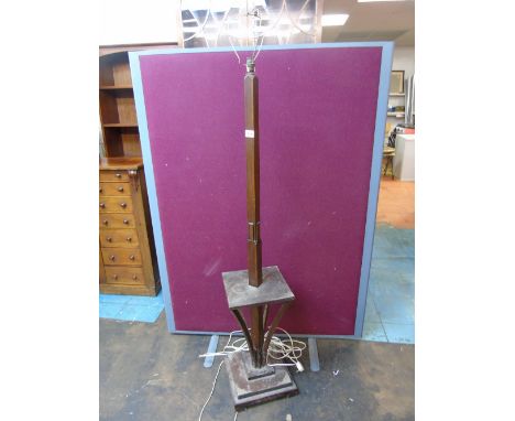 WOODEN STANDARD LAMP