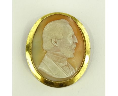 A finely carved Victorian Cameo brooch depicting a portrait of a gentleman, silver gilt frame, height 56mm.