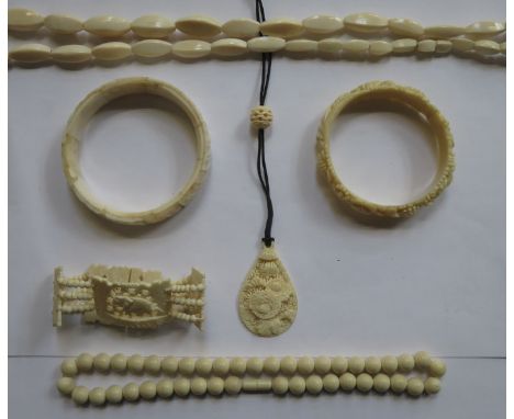 MIXED LOT OF VINTAGE IVORY COSTUME JEWELLERY 