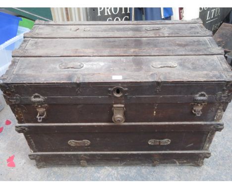 LARGE SEA TRUNK- FOR RESTORATION 
