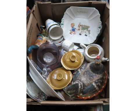 SUNDRY CERAMICS AND GLASS, WEDGWOOD CUPS AND SAUCERS, COCKEREL EGG BASKET, SHELLEY MABEL LUCIE ATWELL PLATE ETC. 