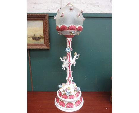 CAPODIMONTE RELIEF FIGURE AND FLORAL DECORATED CERAMIC FLOOR STANDING LAMP WITH GLASS SHADE, APPROXIMATELY 119cm HIGH 