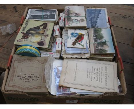 VARIOUS CIGARETTE CARDS, POSTCARDS, POSTAGE STAMPS AND FIRST DAY COVERS, ETC. 