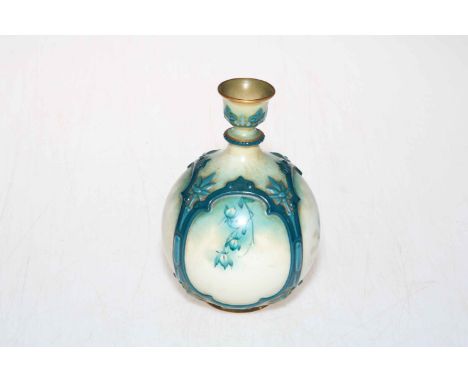 Hadley's Worcester faience vase, 14.5cm.