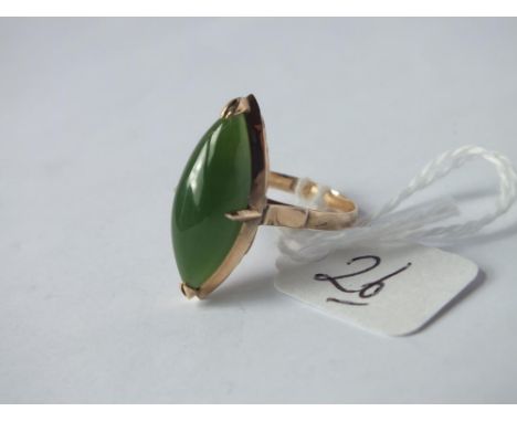 18ct gold marquise jadeite ring approx. size M    