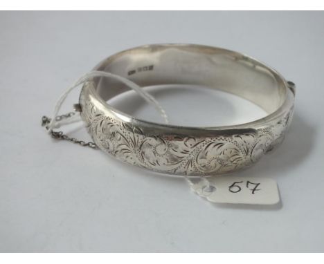 Wide scroll engraved silver hinged bangle 24g    