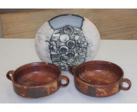 A pair of Robin Welch pottery bowls and a studio pottery vase. 