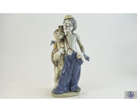Lladro Collectors Society Figurine for 2000 ' Pals Forever ' Model No 7686. Sculptor Juan Huerta, Retired 2000. 9 Inches Tall