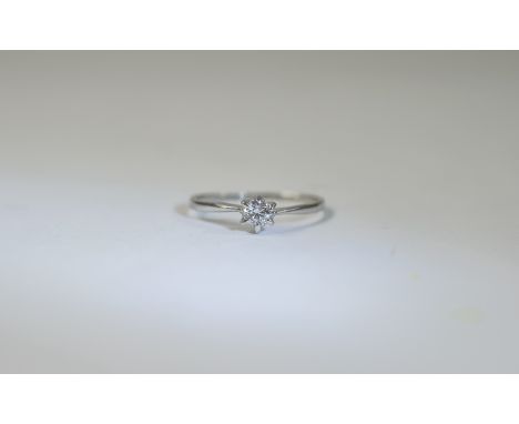 9ct White Gold Diamond Ring Set With A Single Round Cut Diamond. Fully hallmarked. Ring Size R