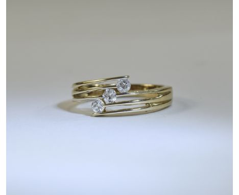 Ladies 9ct Gold Set Three Stone Diamond Ring with Modern Setting and Design. Fully Hallmarked. The Diamonds of Good Colour. 