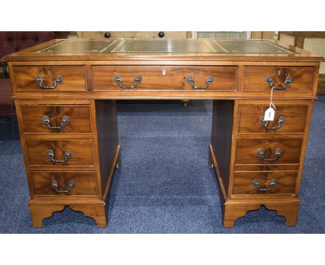 George III Style Late 20th Century - Maple Kneehole Pedestal Desk with Tooled Inlaid Leather Lined Top, Above Nine Drawers on