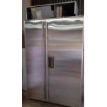 SUB ZERO AMERICAN FRIDGE FREEZER 48 INCH 695/S WOLF SUBZERO. USED. MASSIVE.