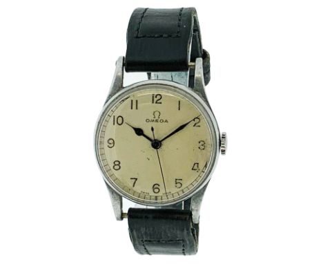 Omega WWII British Military issue stainless steel wristwatch, ref. 2292, the cream dial with Arabic numerals and centre secon