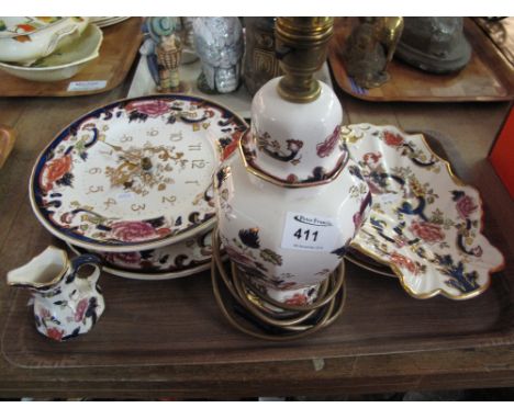 Tray of Masons ironstone Mandalay items to include table lamp, wall clock, dinner plates, pout shape dresser jug etc.