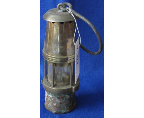 Brass miners safety lamp. CONDITION REPORT: Poor condition.  Very rusty with dents and marks