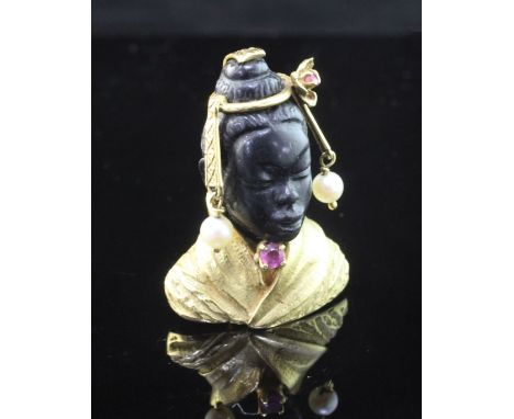 A 20th century 18ct gold, ruby, carved obsidian? and cultured pearl brooch modelled as the bust of an oriental gentleman, 1.2