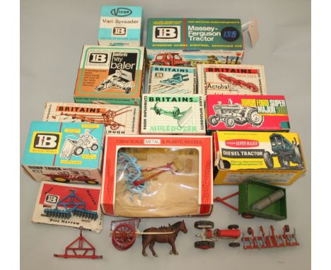Various Britains farm models, including 9527 Ford Supermajor tractor, 135 Masey Fergusson tractor, 9525 Ford Supermajor tract