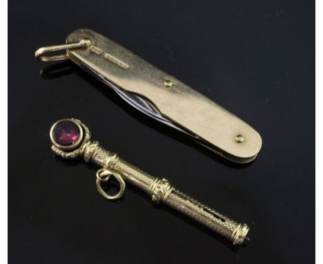 A late 19th/early 20th century Sampson Mordan & Co gold overlaid propelling pencil, with engine turned decoration and spinnin