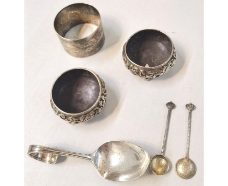 Late 19th and early 20th century silver to include two Edwardian silver salts, a George V silver childs spoon and a napkin ho