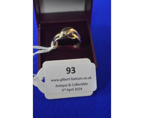 9ct Gold Gent's Ring with Snake Design Size: R ~6.1g 
