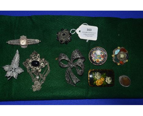 Vintage Costume Jewellery Brooches