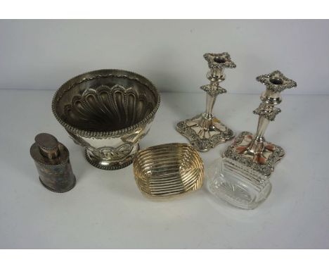 A Continental white metal Bon Bon dish, hallmarks indistinct, circa 1910, 14cm wide, together with a silver plated tea caddy,