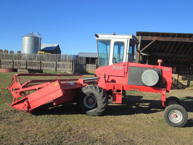 18' Massey Ferguson 885 SP swather, diesel, showing 2897 hrs, cab, AC ...