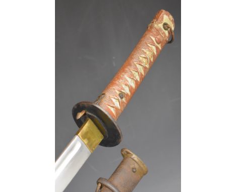 Japanese military style Samurai sword with metal grip and Tsuka Ito, securing scabbard catch 113677 to 70cm curved blade with