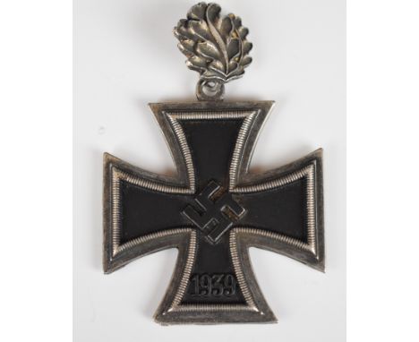 German WW2 Nazi Third Reich Knights Cross to the Iron Cross, with oak leaves,&nbsp;possible jeweller's / tailor's copy