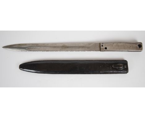 German ersatz saw back 84 / 98 pattern all steel bayonet with 30cm fullered blade and scabbard.&nbsp;PLEASE NOTE:- Before bid