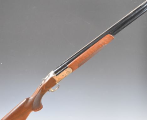 Bettinsoli 12 bore over and under ejector shotgun with gold inlaid birds to the lock and underside, engraved trigger guard, t