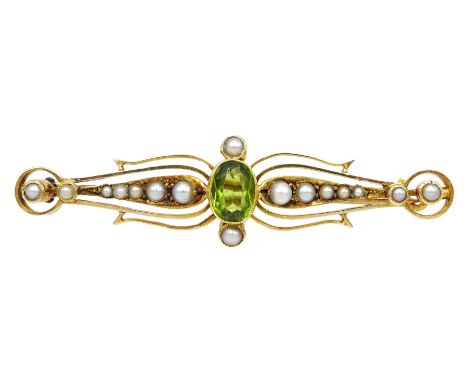  Edwardian gold oval peridot and seed pearl bar brooch, stamped 15ct   [image code: 3mc] - Condition Report Approx 3.6gm, len