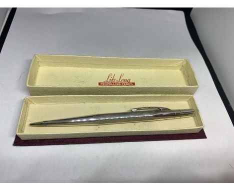 A BOXED STERLING SILVER LIFE LONG PROPELLING PENCIL IN ORIGINAL PRESENTATION BOX 
