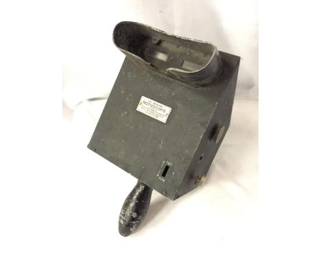 A VINTAGE THE ASHDOWN ROTOSCOPE SCIENTIFIC INSTRUMENT MADE BY ELLIOTT BROTHERS (LONDON) LTD. PATENT NO. 201656 